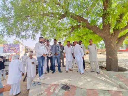 रावतसर: रावतसर में अखिल भारतीय किसान सभा ने किसान महापंचायत को लेकर ग्रामीण क्षेत्रों में किया जनसंपर्क