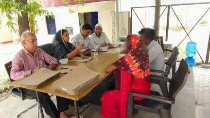 मऊ: एसपी ऑफिस में महिला एच्छिक ब्यूरो के प्रयास से 4 दंपति साथ रहने के लिए हुए राजी