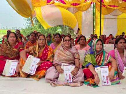 अरियरी: शेखपुरा जिले में महिलाओं की आवाज बन रहा ‘महिला संवाद’, दो करोड़ महिलाओं से संवाद का लक्ष्य