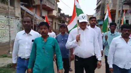 সিউড়ি ১: ভারতীয় সেনাবাহিনীকে শ্রদ্ধা জানাতে রাজনগরে তৃণমূলের দেশাত্মবোধক শোভাযাত্রা আয়োজিত হল, উপস্থিত তৃণমূল ব্লক সভাপতি
