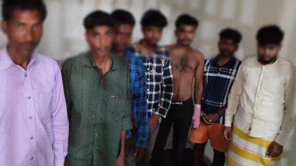 पारू: पारु थाना पुलिस ने विभिन्न कांडों में फरार 6 अभियुक्तों को अलग-अलग गांवों से गिरफ्तार कर भेजा जेल