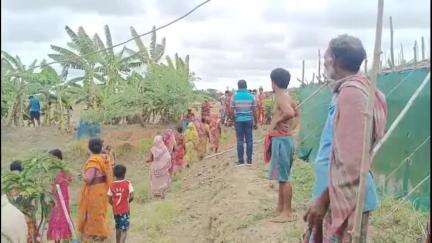 নামখানা: বাগডাঙার পূর্বঘেরি এলাকায় পুকুর থেকে উদ্ধার সদ্যোজাতের দেহ