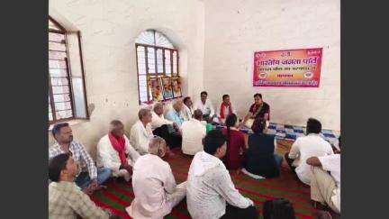 चौथ का बरवाड़ा: भाजपा कार्यालय चौथ का बरवाड़ा में शौर्य यात्रा को लेकर पार्टी कार्यकर्ताओं की बैठक हुई आयोजित