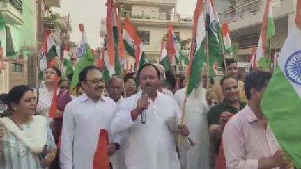 पंचकूला: भाजपा पिंजौर मंडल ने बिटना रोड़ से निकाली विशाल तिरंगा यात्रा, कालका विधायक शक्ति रानी शर्मा हुईं शामिल