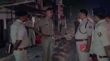 भोरे: सिसई बाजार में कैफ हत्याकांड की जांच करने पहुंचे एसपी, घटनास्थल का निरीक्षण कर दिए निर्देश
