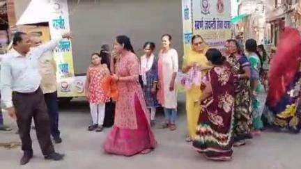 बागीदौरा: महावीर इंटरनेशनल स्वर्ण जयंती रथ यात्रा का नौगामा नगर में महावीर इंटरनेशनल शाखा द्वारा भव्य स्वागत