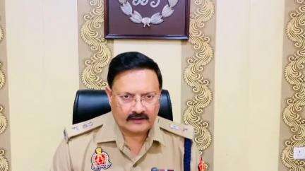 शाहजहांपुर: एक महिला द्वारा आत्महत्या करने और उसके पति द्वारा महिला की बॉडी को घबराकर सूटकेस में बंद करने के संबंध में बाइट एसपी