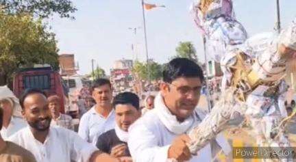 गोहद: कांग्रेस प्रदेशाध्यक्ष जीतू पटवारी के निर्देश पर गोहद में उपमुख्यमंत्री जगदीश देवड़ा का पुतला दहन
