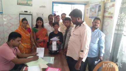 गावां: पिहरा में पागल कुत्ते के काटने से एक दर्जन से ज़्यादा लोग हुए घायल
