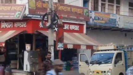 भिंड नगर: शहर कोतवाली क्षेत्र के जोधपुर कचौड़ी के पास दो लोगों ने एक युवक के साथ की मारपीट, मामला दर्ज