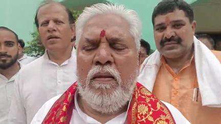 गोविंदपुर: बिहार के सहकारिता मंत्री डॉ. प्रेम कुमार ने ककोलत जलप्रपात का दौरा किया, कहा- यह एक प्रमुख पर्यटक स्थल है