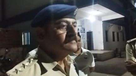 सूर्यपुरा: सूर्यपुरा थाना क्षेत्र के एक गांव में महिला के साथ हुई छेड़खानी और अन्य घटनाओं को लेकर डीएसपी कुमार संजय का बयान