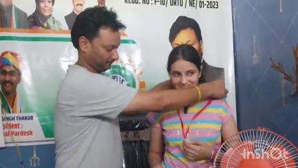 बल्दवाड़ा: बेटियां फाउंडेशन ने 12वीं परीक्षा परिणाम में मैरिट छात्रा को भांवला में किया सम्मानित