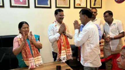 নলবাৰী: এলেঙ্গীদল স্থিত বাহজানী মণ্ডল বিজেপিৰ কাৰ্যালয়ত সাংগঠনিক বৈঠক