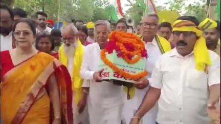 हज़ारीबाग: अखिल भारतीय यादव महासभा की नगर भ्रमण रैली, रेजांगला युद्ध भूमि की मिट्टी से वीरों को नमन