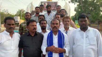 దళితులపై దాడుల ఆపకపోతే తిరుగుబాటు చేస్తాం ఎస్సీ ఎస్టీ రాష్ట్ర జేఏసీ అధ్యక్షుడు  సాకే హరి