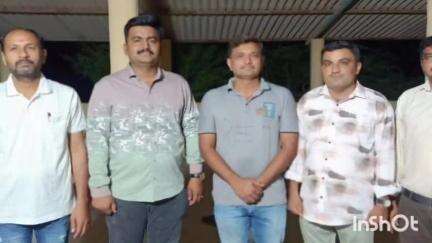 લખપત: કમલેશ્વર મહાદેવ મંદિર મધ્યે સમસ્ત બ્રહ્મ સમાજની બેઠો યોજાઇ, દયાપર સમસ્ત બ્રહ્મ સમાજના હોદ્દેદારો વરાયા