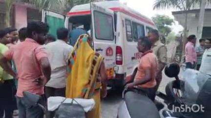 बुढ़नपुर: देउरपुर बाजार में दो बाइक की आपस में टक्कर, तीन लोग गंभीर रूप से घायल, जिला अस्पताल के लिए रेफर
