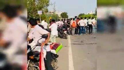 ઉમરપાડા: જીવન ધારા સોસાયટી પાસે બે બાઈક વચ્ચે અકસ્માત સર્જાયો.