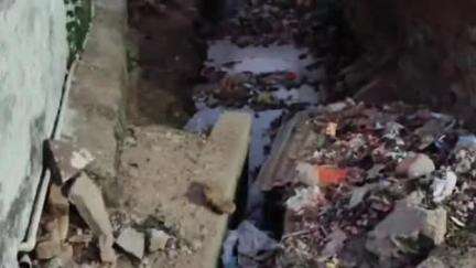 बांधवगढ़: वार्ड नंबर 16 कैंप मोहल्ले में बन रही 6 माह से नाली लोगों को बनी समस्या जल्द काम करने के लोगों ने उठाई मांग। #jansamsya