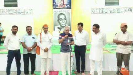 अकोट: पाटसुल येथिल गुरुदेव सेवाश्रम येथे माजी खासदार वंचितचे राष्ट्रीय अध्यक्ष अॕड.बाळासाहेब आंबेडकर यांनी दिली भेट