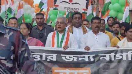 খড়গপুর ১: খড়্গপুরে দিলীপ ঘোষ কে ধুয়ে দিলেন বিজেপি বিধায়ক হিরন
