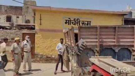 पोकरण: लाठी गांव में युवक की आत्महत्या के बाद शव को जिला अस्पताल की मोर्चरी में रखवाया, पुलिस ने जांच शुरू की