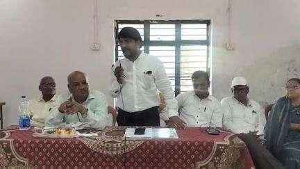भडगाव: शासकीय विश्राम गृह येथे लोकराज्य पक्षाकच्या जिल्हा व तालुका विभागाच्या पदाच्या नियुक्त्या देत मंथन बैठक संपन्न,