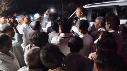 रफीगंज: रफीगंज के भेटनीयां गांव के पुल का हुआ निविदा, ग्रामीणों ने पूर्व विधायक अशोक कुमार सिंह का किया स्वागत