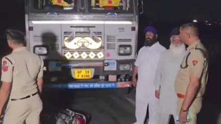 करनाल: पश्चिमी यमुना बाईपास पर ट्रक और मोटरसाइकिल की टक्कर में चालक की मौत, पुलिस मौके पर
