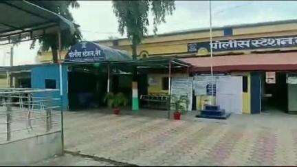 नेर: वटफळी गावाजवळ चारचाकी वाहनाची दुचाकीला धडक, दोघेजण जखमी