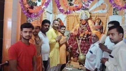 नवाबगंज: ज़ैदपुर स्थित बालाजी प्रांगण में बजरंग दल द्वारा त्रिशूल दीक्षा कार्यक्रम का आयोजन किया गया