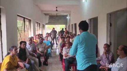 संभल: सदर कोतवाली इलाके के श्री कल्कि मंदिर में संभल विकास संघर्ष समिति की बैठक हुई, जिसमें बड़ी संख्या में लोग शामिल हुए