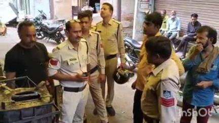शाजापुर: छोटा चौक पर दुकान में घुसकर दुकानदार को चाकू मारने का मामला, दो आरोपियों के खिलाफ प्रकरण दर्ज