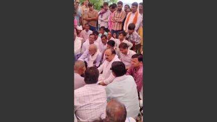 खण्डार: खंडार जाखोदा व छान गाँव के विधायक गोठवाल पहुंचे, सांत्वना बैठक में मृतकों के परिजनों को बंधाया ढांढस
