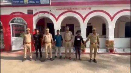 डलमऊ: पूरे गौतमन गांव से घंटा चोरी के आरोप में तीन अभियुक्तों को किया गया गिरफ्तार, पुलिस ने भेजा जेल