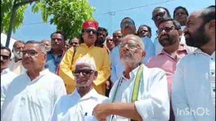 खमनोर: खमनोर में सूरज उर्फ महेश पालीवाल की गुमशुदगी का मामला, पालीवाल समाज के साथ सर्व समाज ने थाने पर किया प्रदर्शन