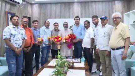 कांके: कांके रोड स्थित सीएम आवास में जेएससीए के नवनिर्वाचित सदस्यों ने सीएम से की मुलाकात