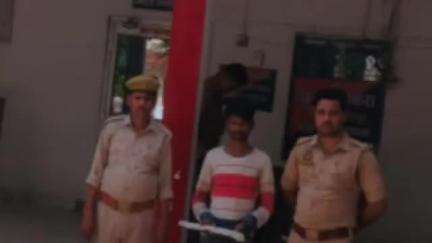 मौदहा: बिहूनी खुर्द के पास से अभियुक्त को अवैध तमंचा व कारतूस के साथ किया गया गिरफ्तार