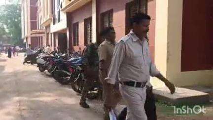 পুরুলিয়া ২: স্ত্রীকে মারধর  রক্তাক্ত করা ও কন্যা সন্তানকে কেড়ে নিয়ে যাওয়ার অভিযোগে স্বামী গড়জয়পুরের ঘটনা  আদালতে তোলা হলো ধৃতকে