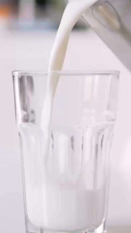 Power Up with Milk!

A nutrient powerhouse for every life stage – celebrate the goodness of milk! 

#MilkMatters