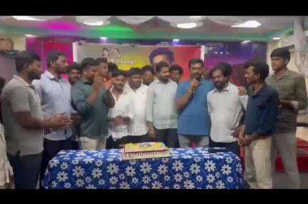 పట్టణంలో జూనియర్ ఎన్టీఆర్ జన్మదిన ముందస్తు వేడుకలు