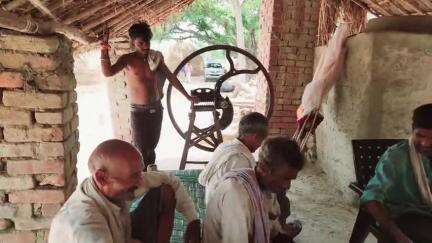 27 जनवरी 2025 से प्रतिदिन गांव गांव व घर-घर जाकर की पीडीए पर मीटिंग व पीडीए पर चर्चा

आज दिनाँक 19 मई 2025 को 136 ददरौल विधानसभा शाहजहांपुर ग्राम पंचायत टोनी ग्राम पंचायत देवराज ग्राम पंचायत पादरा सिकंदरपुर मैं गांव गांव घर-घर जाकर पीडी