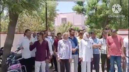 डीडवाना: स्वर्णकार समाज के व्यापारी से हुई लूट के मामले में लोगों ने एसपी को ज्ञापन दिया, बाजार बंद की चेतावनी