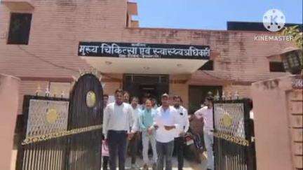 डीडवाना: CHO को 6 महीने की सैलरी नहीं मिलने सहित विभिन्न मांगों को लेकर CMHO को दिया ज्ञापन, किया विरोध प्रदर्शन