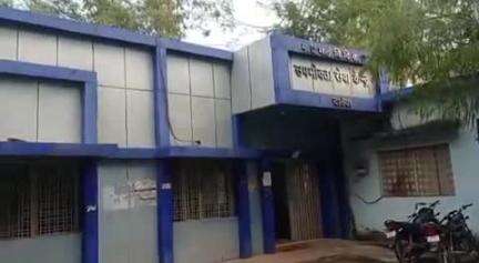 दतिया नगर: पंचशील नगर में घंटों बिजली गुल, प्रीमानसून मेंटेनेंस और ओवरलोड से नागरिक परेशान