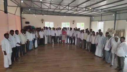 శింగనమల: గార్లదిన్నె మండల కేంద్రంలోని మహానాడు ఏర్పాట్లు పరిశీలించిన ఎమ్మెల్యే బండారు శ్రావణి