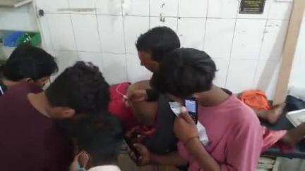 सीतापुर: बरमौला के पास सड़क पर पैदल जा रही बुजुर्ग महिला को तेज रफ्तार डाले ने मारी जोरदार टक्कर, गंभीर अवस्था में उपचार जारी