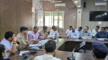 ज्ञानपुर: विद्युत कर्मियों की हड़ताल के दृष्टिगत भदोही जिले में विद्युत आपूर्ति बनाए रखने को लेकर प्रशासन सतर्क