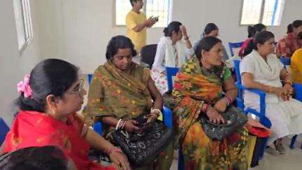 बनमा इटहरी: सामुदायिक स्वास्थ्य केंद्र बनमा ईटहरी में एएनएम की बैठक आयोजित की गई